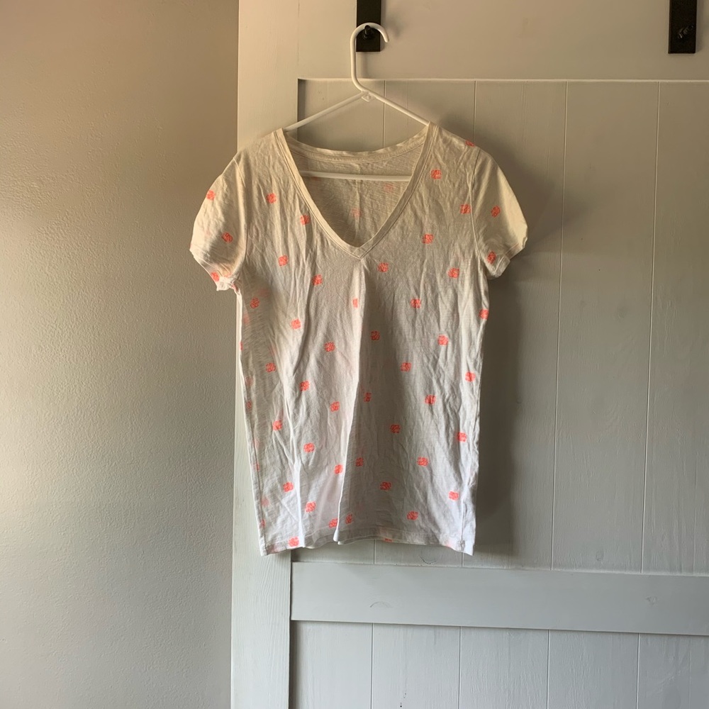 Merona elephant print vneck shirt